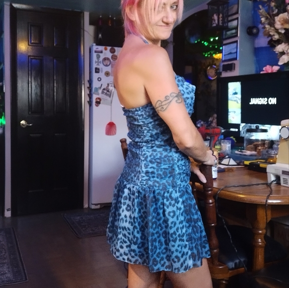 Gorgeous blue cheetah dress - Picture 11 of 15